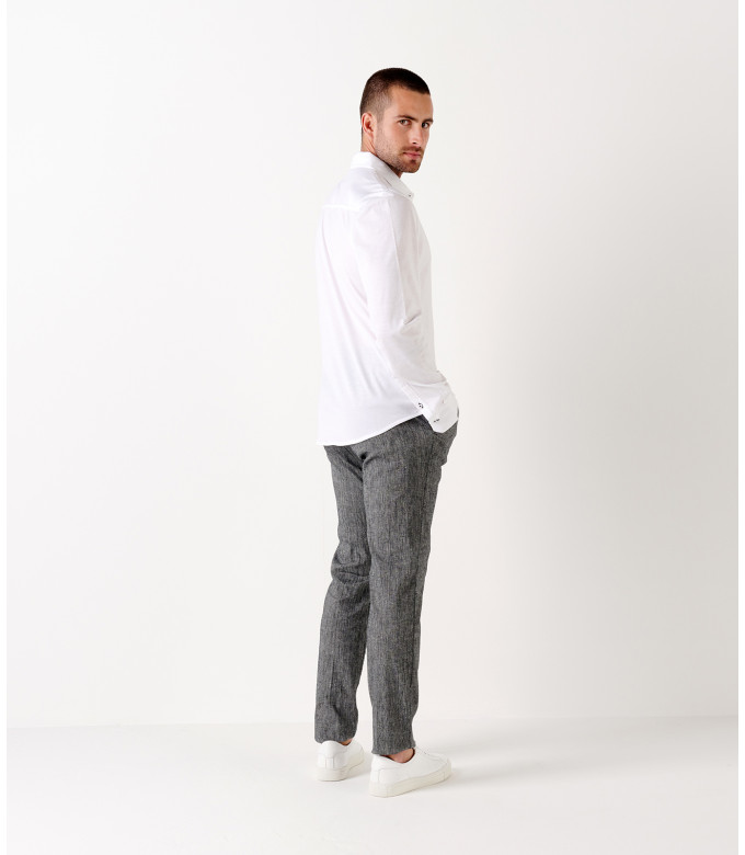 STUART - Camicia slim-fit in cotone fine tinta unita, bianco