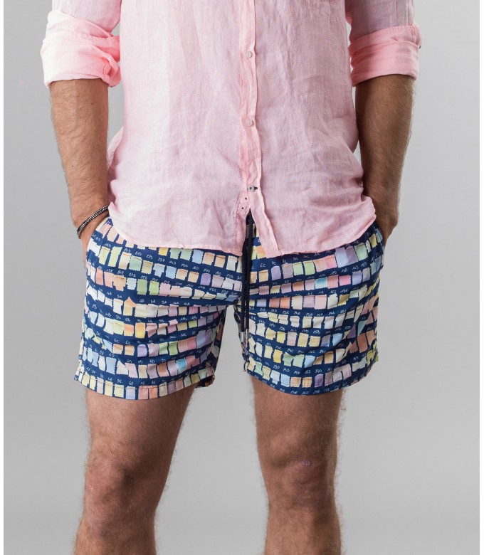 BORNEO- Badeshorts mit Pantone-Print, Marine