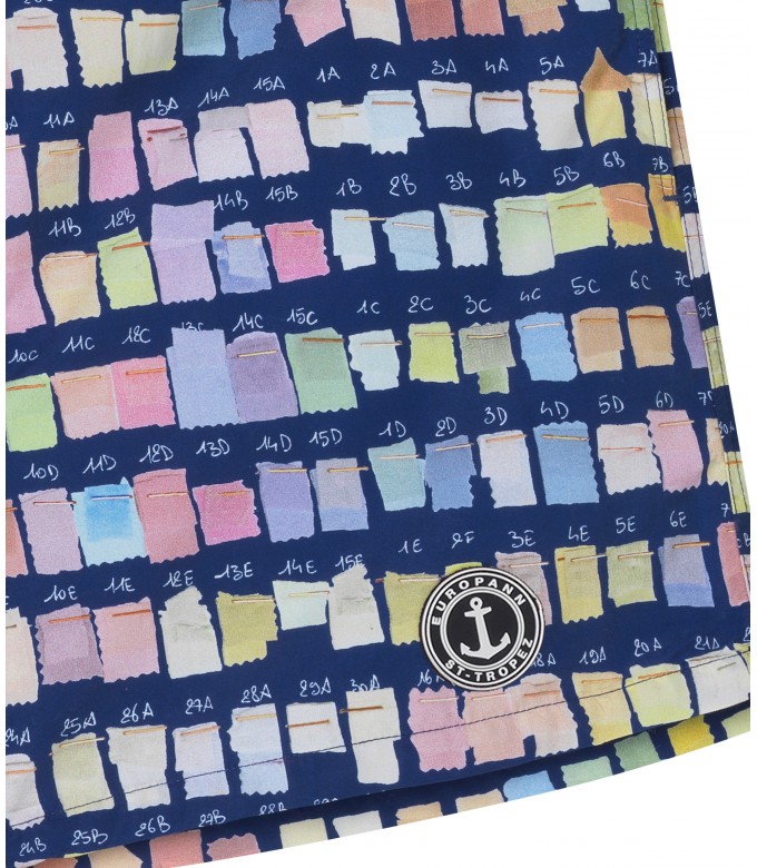 BORNEO- Badeshorts mit Pantone-Print, Marine